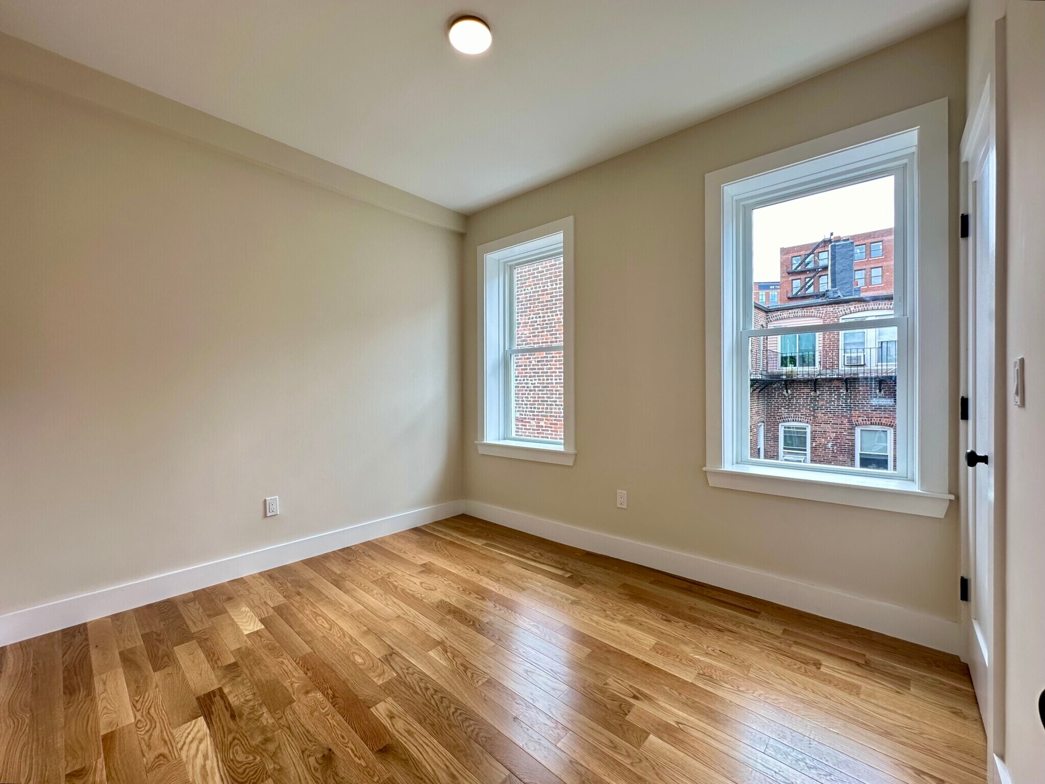 Building Photo - 62 N Margin St