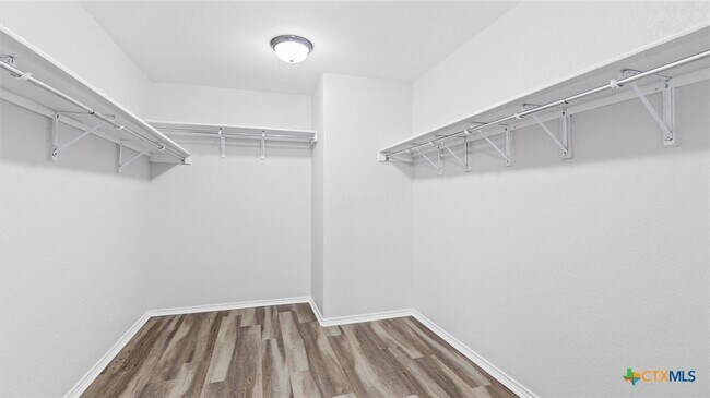 Building Photo - 5700 Ty Lindstrom