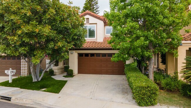 Building Photo - A wonderful opportunity to lease a bright, spacious Irvine home