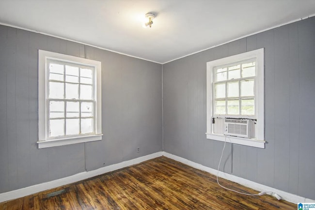 Building Photo - 2028 Lee Terrace SW