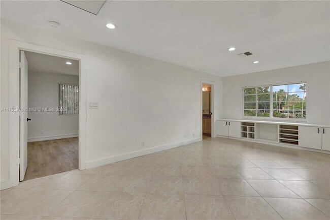 Building Photo - 3715 Starboard Ave