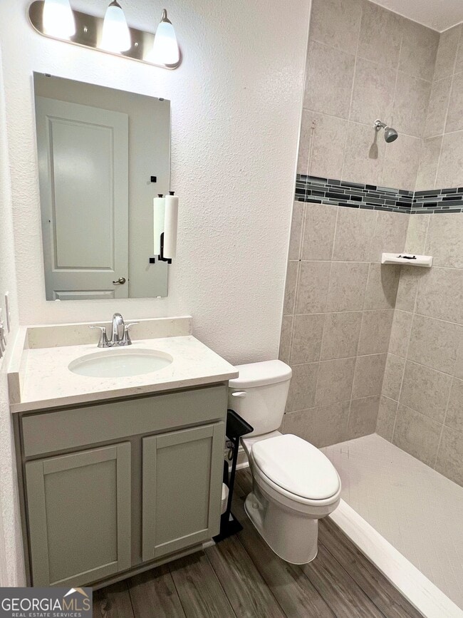 Building Photo - 111 Breakwater Lp