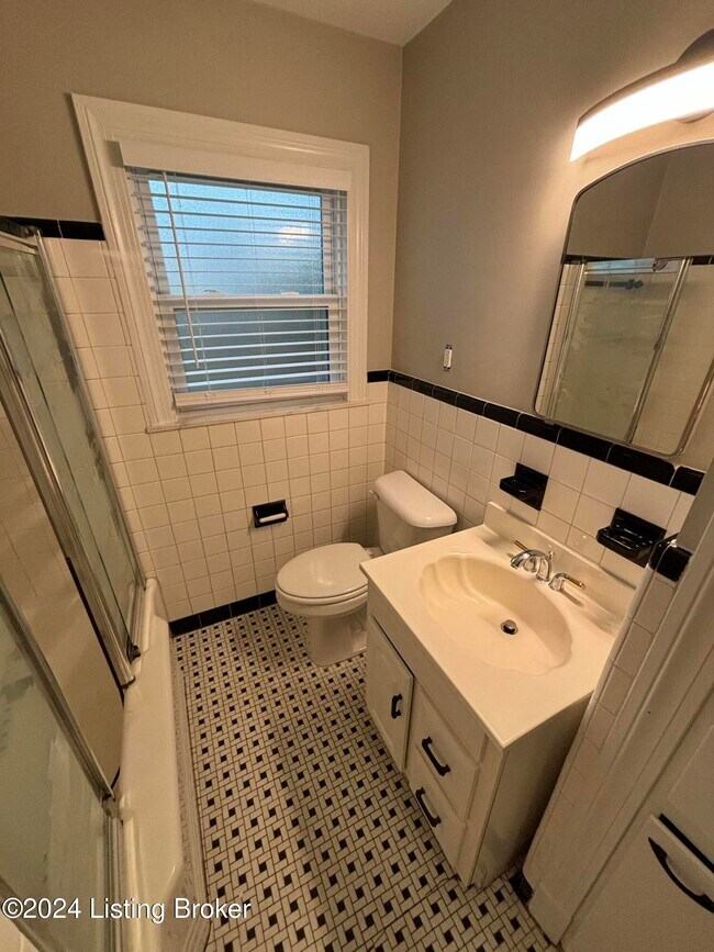 Building Photo - 4187 Westport Rd