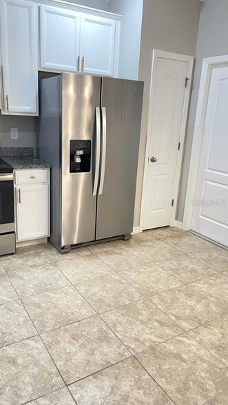 Building Photo - 10785 Verawood Dr