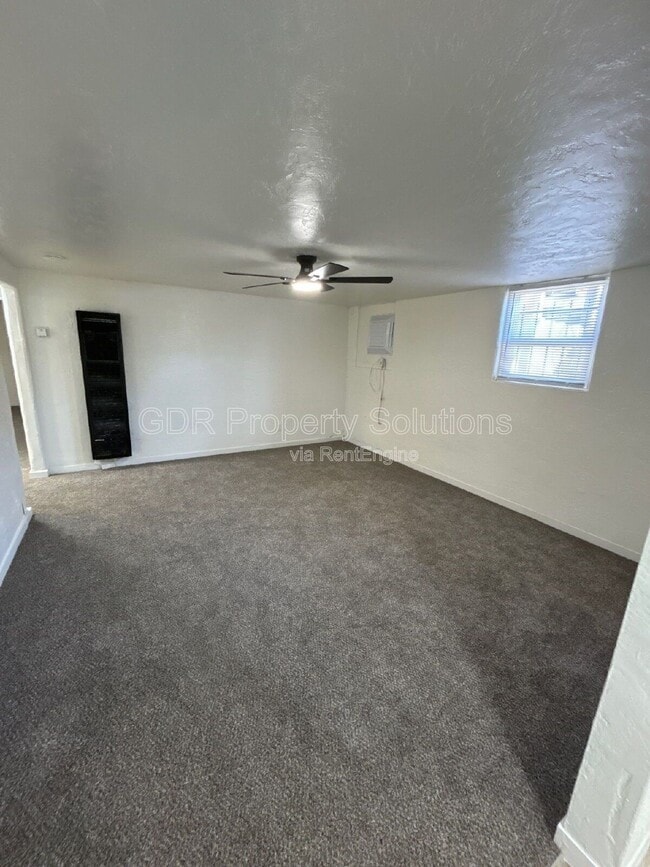 Building Photo - 3219 Burton Ave SE