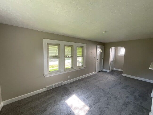 Building Photo - 21670 Ball Ave