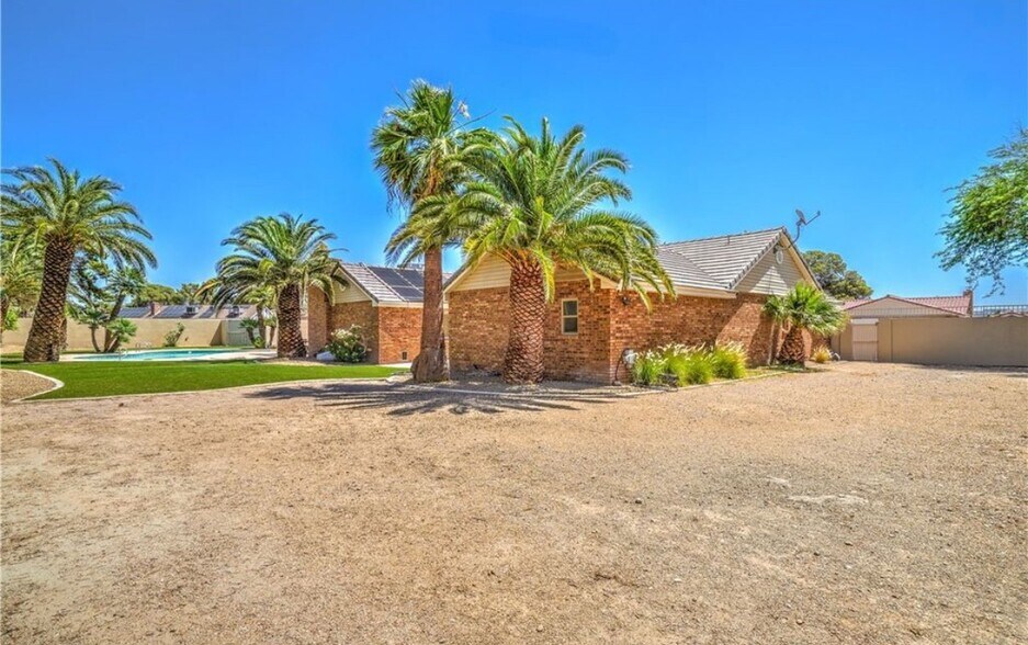 Building Photo - 3480 W Mesa Verde Ln