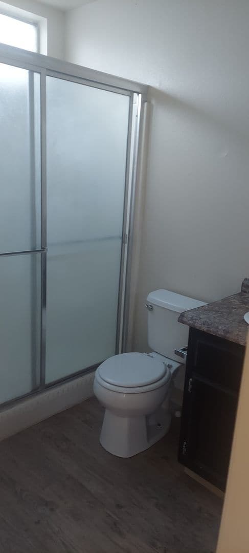 Building Photo - 1040 E Donna Dr