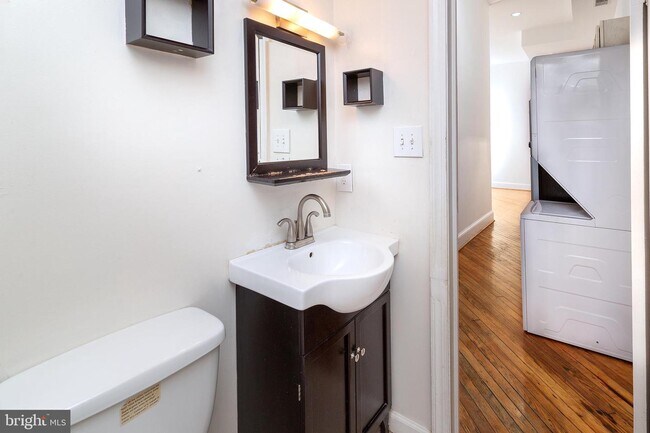 Building Photo - 1213 12th St NW