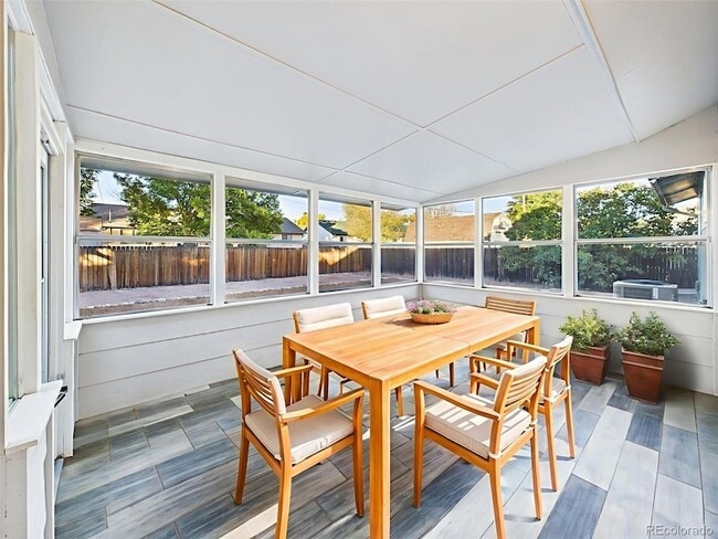 Building Photo - 3065 Penmoor Dr
