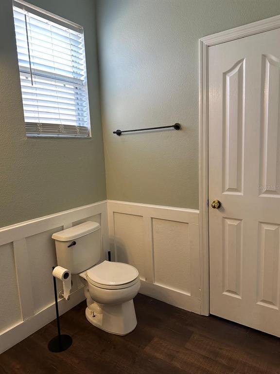 Building Photo - 211 Roseling Crossing