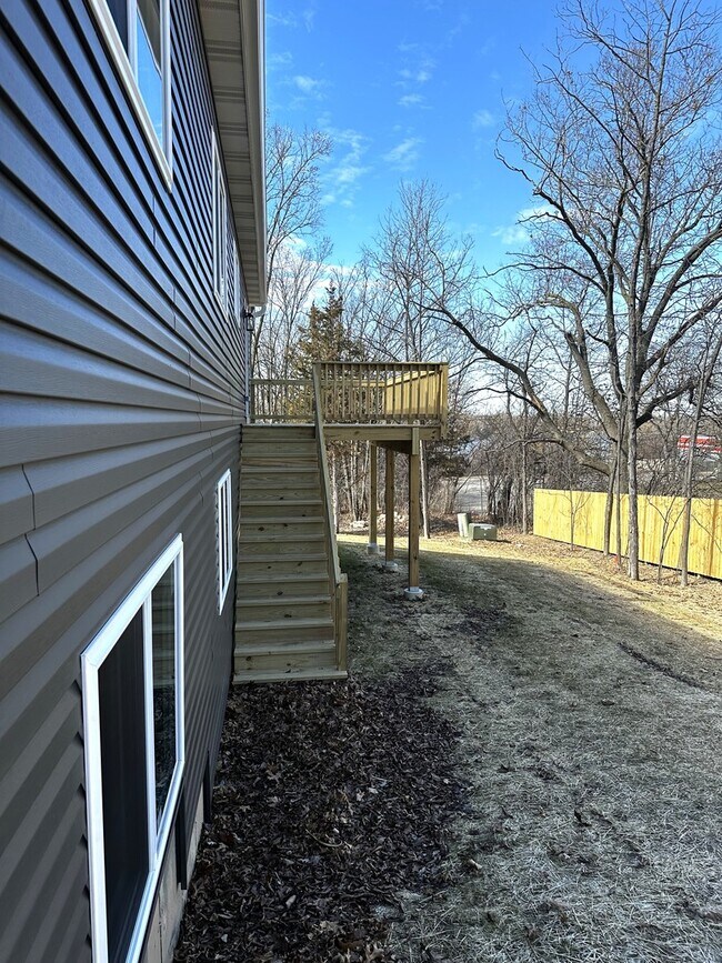 Building Photo - 317 Buena Terrace