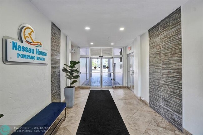 Building Photo - 301 N Ocean Blvd