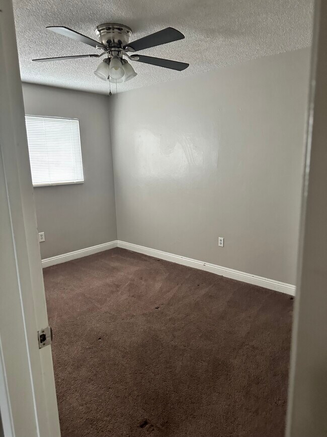 Building Photo - 1027 Washington St