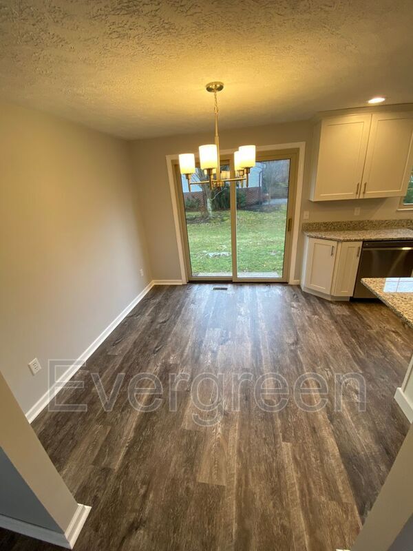 Building Photo - 110 Leatherbark Rd