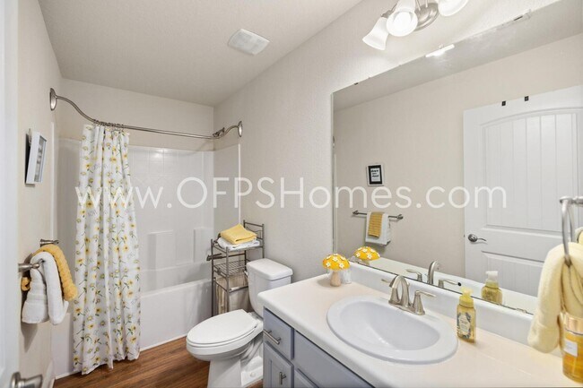 Building Photo - 5176 Carmell Ridge Cir