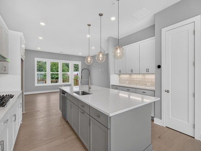Building Photo - 1308 Koa Ct