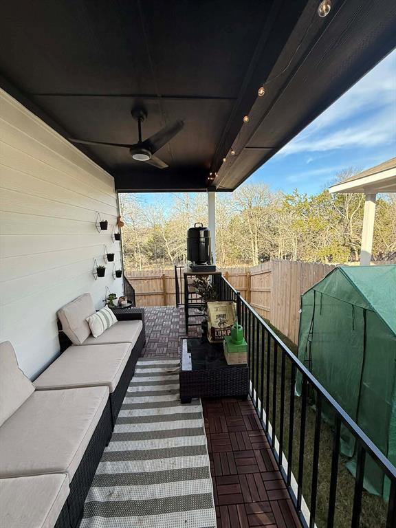 Building Photo - 5216 Lomasso Dr