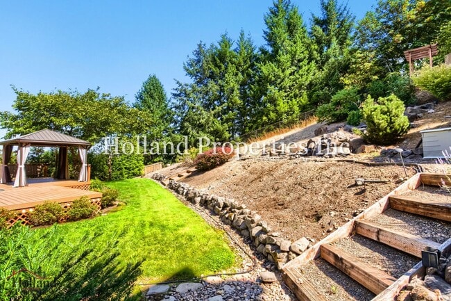 Building Photo - 16308 SW Timberland Dr
