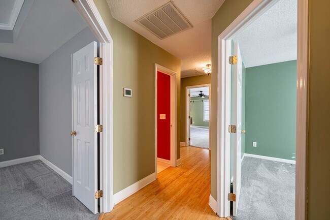 Building Photo - 3135 Lariat Ridge Dr