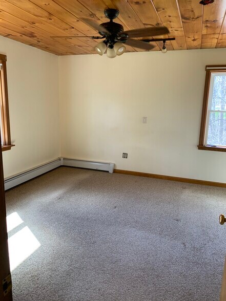 Building Photo - 45 Cosgrove Rd