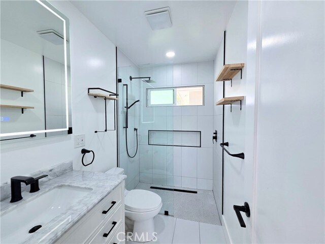 Building Photo - 3041 Yellowtail Dr