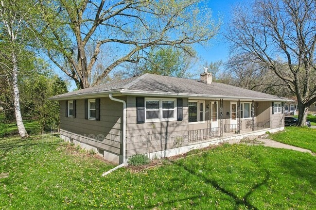 Building Photo - 4903 Camden Rd