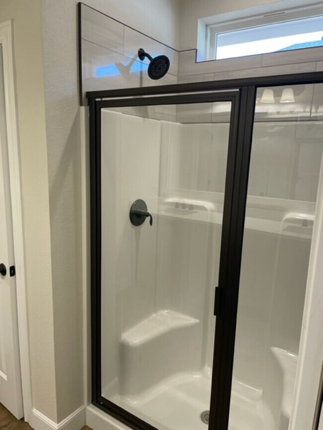 Building Photo - 7339 Mountain View Rd