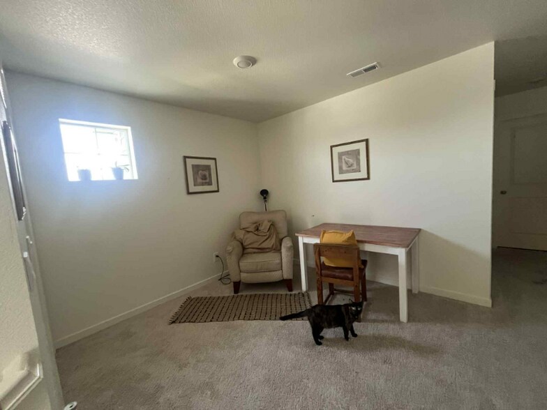 Building Photo - 3724 Catmint St