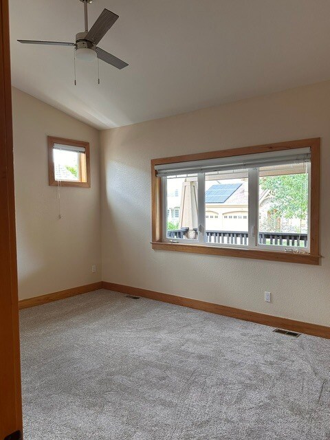 Building Photo - 2851 Des Moines Dr