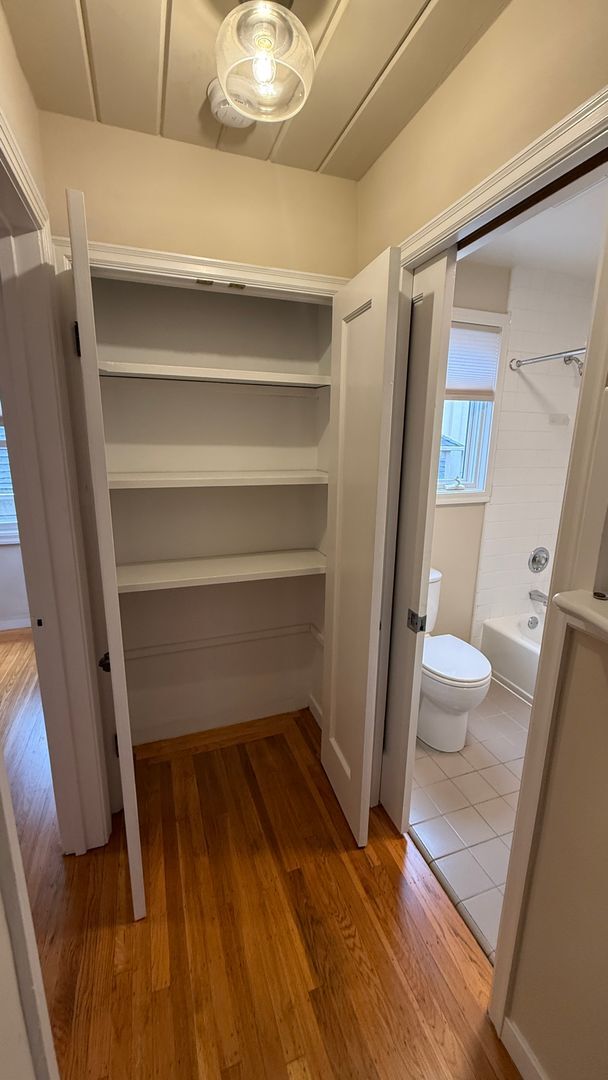 Building Photo - 4172 Howe St