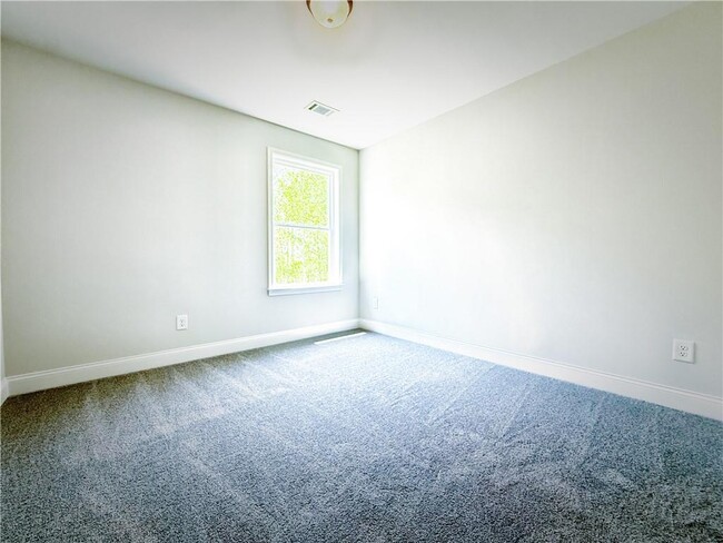 Building Photo - 7348 Rocklin Ln