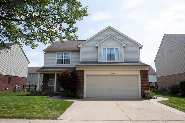 Primary Photo - 38286 Brook Dr