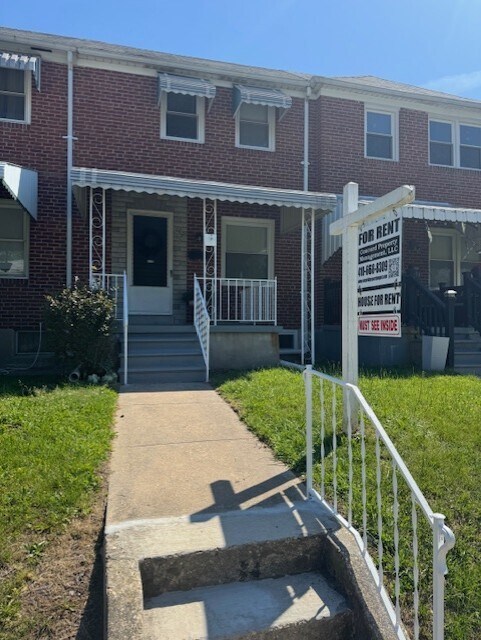Building Photo - 137 Riverthorn Rd
