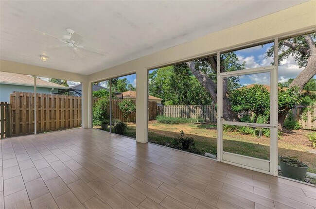 Building Photo - 4350 Iola Dr