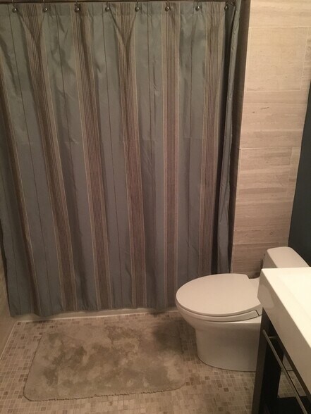 Building Photo - 1901 16th St NW