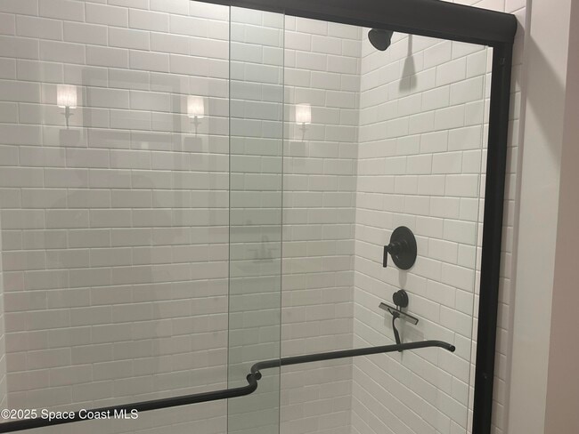 Building Photo - 712 Donau Ave NW