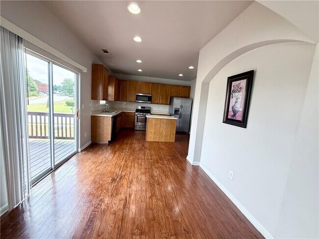 Building Photo - 1431 Leisure Lake Ln