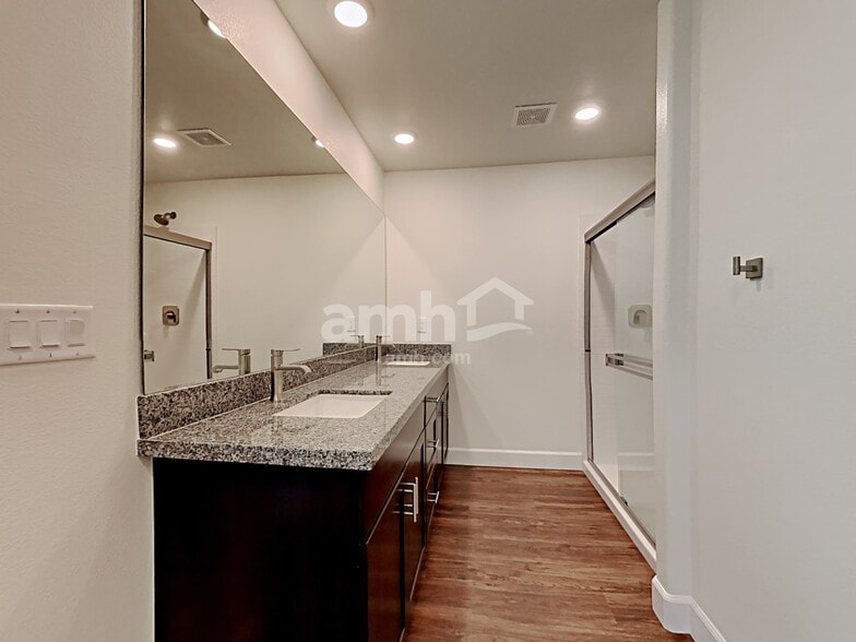 Building Photo - 324 Palazza Reserve Pl