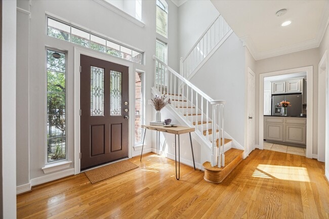 Building Photo - 422 McGowen St
