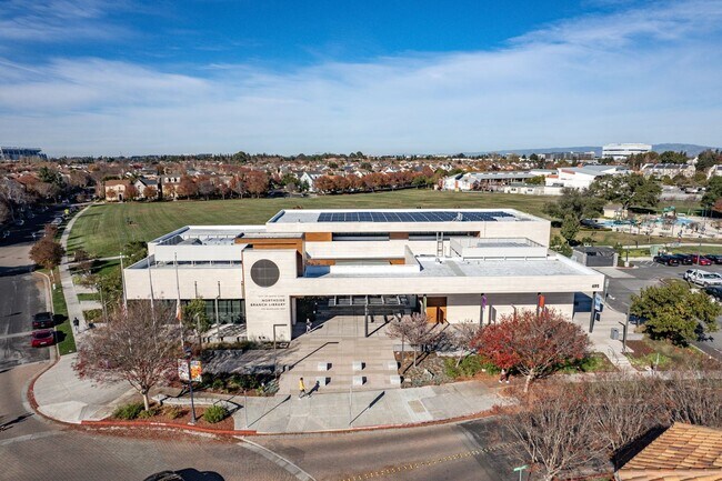 Building Photo - 3901 Lick Mill Blvd