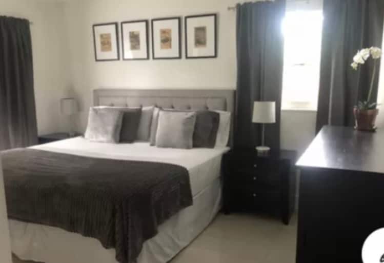 Building Photo - 3959 Eton Pl