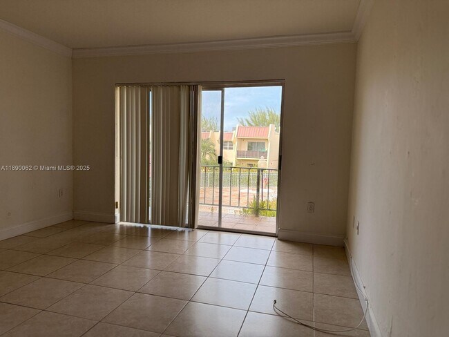 Building Photo - 13890 SW 90th Ave