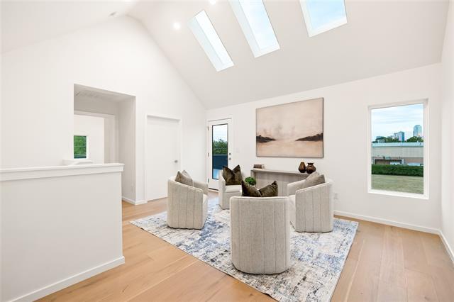 Building Photo - 828 McBroom St