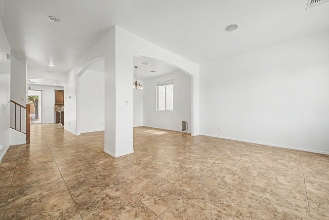 Building Photo - 4947 E Odessa Dr