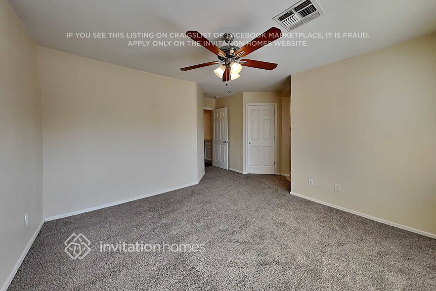 Building Photo - 11341 W Ruth Ave