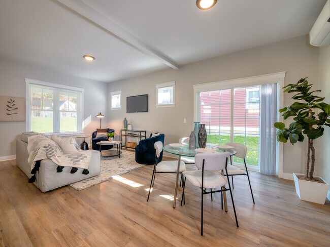 Building Photo - 23 Jones Xing