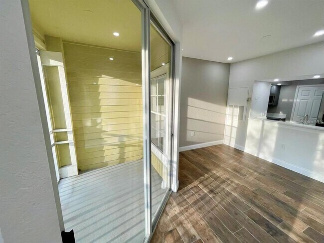 Building Photo - 5017 City St