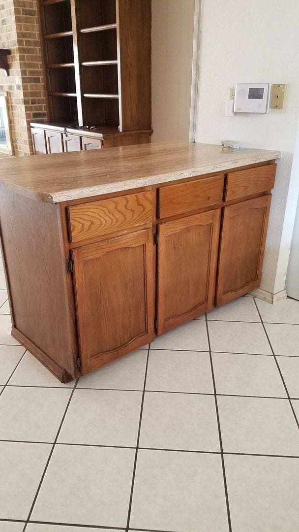 Building Photo - Home For Rent - Great Location on the Westside w/ Refrigerated Air!