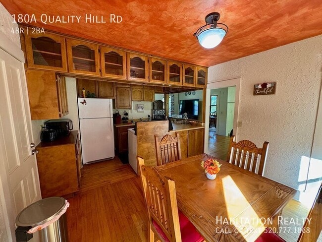 Building Photo - 180A Quality Hill Rd